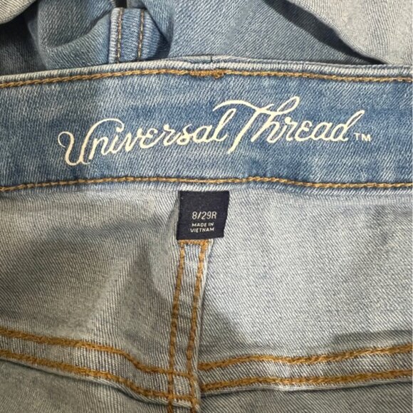 Universal Thread 5 Pocket Light Wash Cotton Jean Shorts - sz 8/29R‎ - Picture 3 of 5
